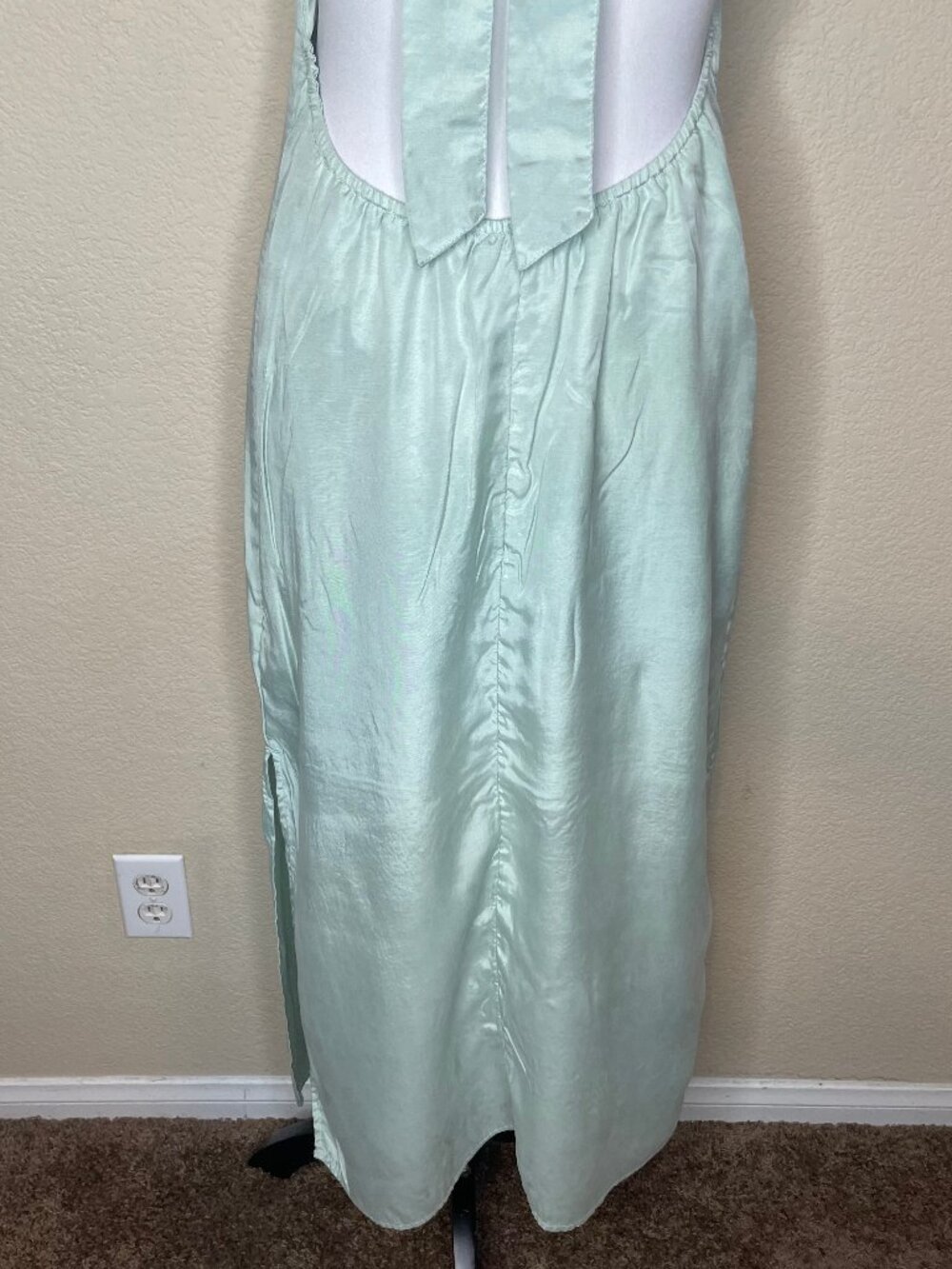 H&M Sage Green Lyocell Halter Maxi Dress Open Back Side Slit Clean Girl Size S - Picture 11 of 16